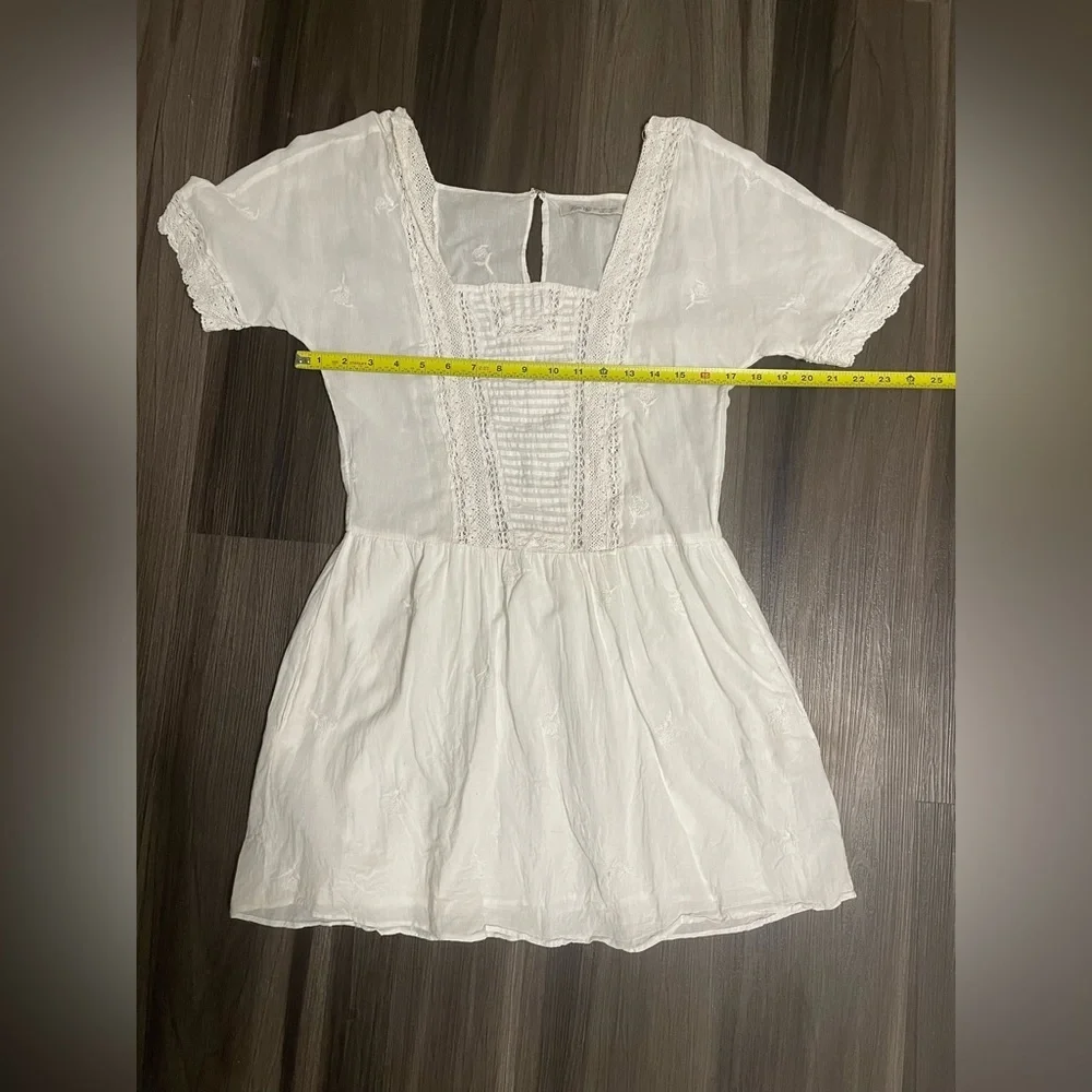 Zara White Embroidered Women's Beach Dress - Picture 3 of 10